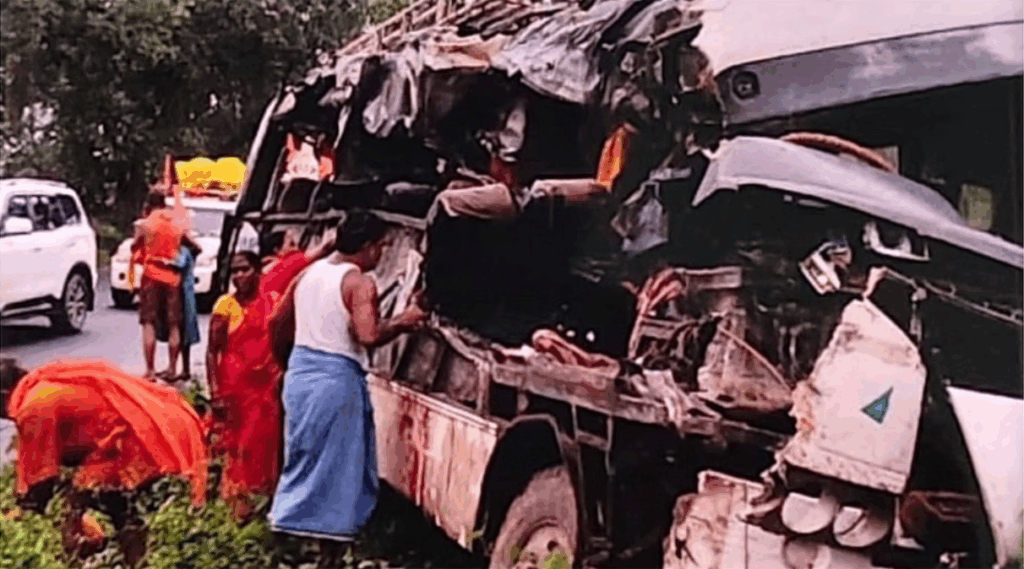 Bus Accident in Devghar, Kavad Yatra News, Deoghar Basukinath Route, Jharkhand Bus Accident, Devghar Kavad Yatra Tragedy, Sawan Kavad Accident 2025