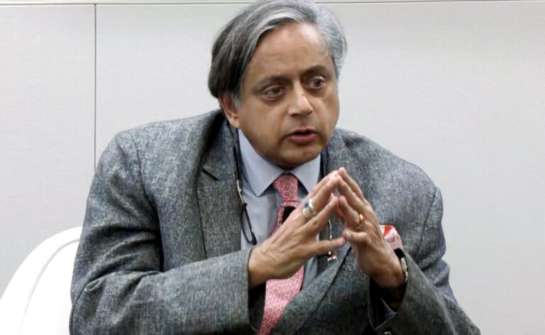 Shashi Tharoor latest news, Congress vs Tharoor