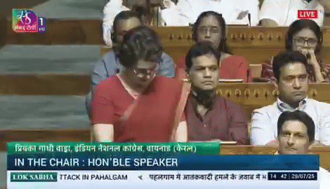 Operation Sindoor, Priyanka Gandhi in Parliament, पहलगाम हमला, TRF आतंकी हमला, Amit Shah जवाब, केंद्र सरकार आलोचना, लोकसभा बहस, सुरक्षा चूक, आतंकवाद जम्मू-कश्मीर, गृह मंत्री पर निशाना