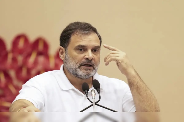 Rahul Gandhi का बड़ा आरोप - कहा, "वोट चुराकर प्रधानमंत्री बने मोदी"