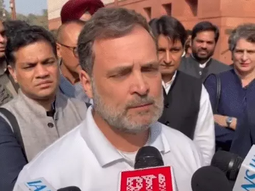 Rahul Gandhi : अमेरिकी ट्रेड डील में PM मोदी पर दबाव, बोले- देशवासियों का खून-पसीना बेचा