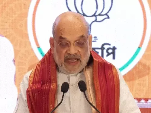 ममता बनर्जी पर Amit Shah का हमला: बोले- चुनाव आते ही ‘विक्टिम कार्ड’ खेलती हैं