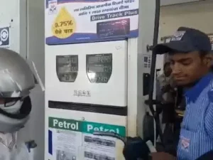 Petrol-Diesel ₹28 महंगा होने की खबरें गलत, सरकार ने किया साफ इनकार