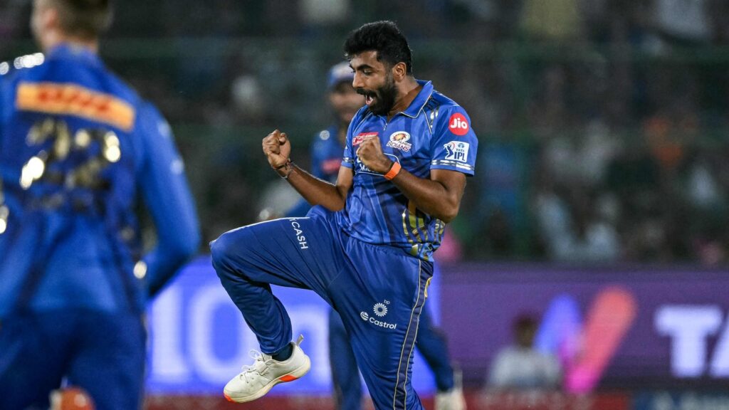 RR vs MI Live Score: मुंबई इंडियंस की बल्लेबाजी हुई फ्लॉप, रोहित शर्मा सिर्फ 5 रन बनाकर आउट | राजस्थान रॉयल्स का धमाका