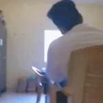 बिलासपुर में अनोखा विरोध:फाइलके लिए सालभर चक्कर काटने पर युवक बादाम लेकर पहुंचा ऑफिस, 2 अफसर अटैच