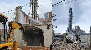 Sambhal मस्जिद की Minar ढहाई, DM-SP की मौजूदगी में बड़ी कार्रवाई