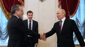 Putin Meets Araghchi: Iran के लिए Russia का बड़ा बयान, Global Politics में हलचल