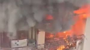 Ghaziabad Fire Incident: पॉश सोसाइटी में आग, फंसे लोग और रेस्क्यू ऑपरेशन जारी