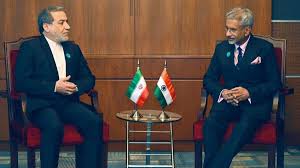 Hormuz Tension Alert: Iran के Araghchi और Jaishankar की बातचीत, Energy Supply पर फोकस