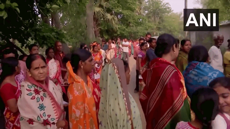 Breaking Update: बंगाल में चुनावी रण शुरू, 152 सीटों पर वोटिंग… BJP vs Mamata सीधी टक्कर!