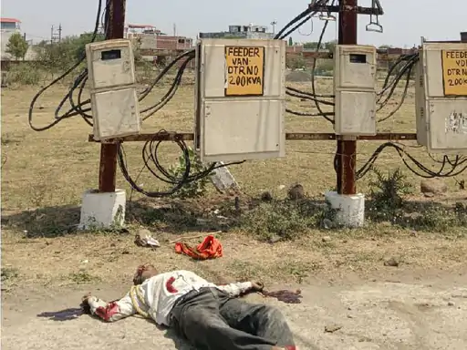 जबलपुर में बिजली कर्मचारी की दर्दनाक मौत: खंभे से गिरकर गई जान