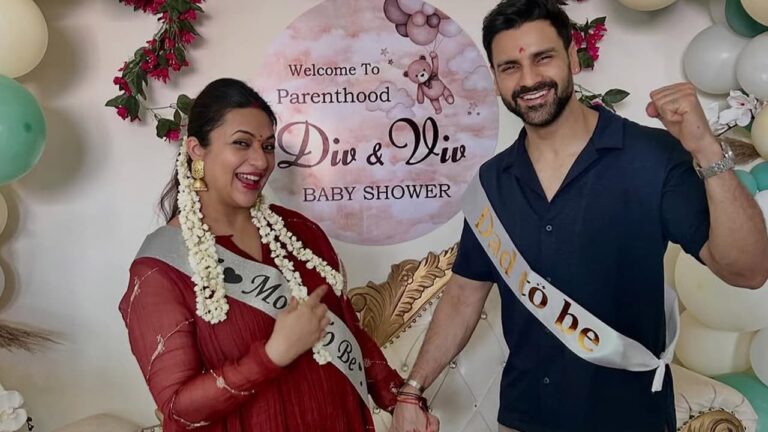 Divyanka Tripathi Pregnancy: 41 की उम्र में ‘Ishita Maa’ ने साड़ी में फ्लॉन्ट किया baby bump, gown look ने भी जीता दिल