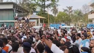 भोपाल में युवक से मारपीट के बाद तनाव: ताजुल मस्जिद के बाहर देर रात हंगामा, पुलिस ने संभाला मोर्चा