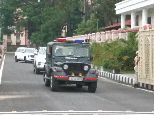 Assam में आज फिर इतिहास रचेंगे हिमंता बिस्वा सरमा, कुछ देर में होगा शपथ ग्रहण समारोह