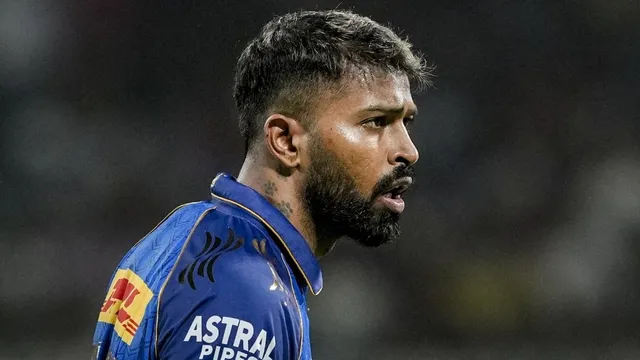 Hardik Pandya पर BCCI का बड़ा एक्शन, KKR से हार के बाद तोड़ा IPL नियम