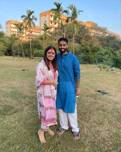 शादी के 10 साल बाद पिता बने Suryakumar Yadav :पत्नी देविशा ने बेटी को जन्म दिया