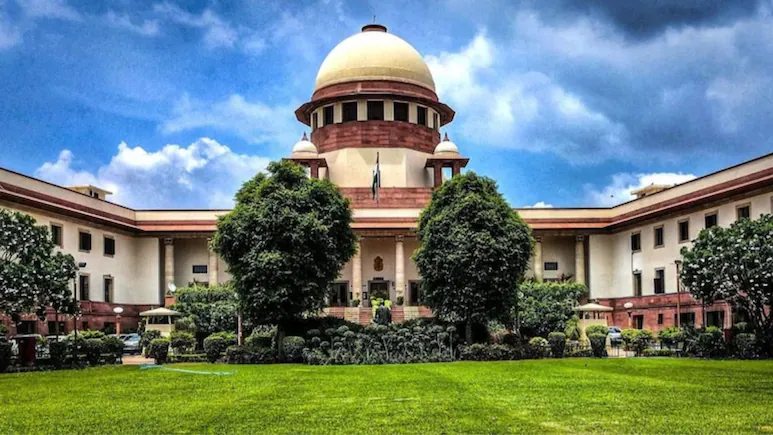शादी के बाद भी बेटी का मायके पर हक कायम: सरकार इनकार नहीं कर सकती – Supreme court का अहम फैसला