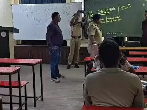 लखनऊ अग्निकांड के बाद छत्तीसगढ़ में बड़ा एक्शन: 62 कोचिंग सेंटरों को नोटिस, कई संस्थान सील