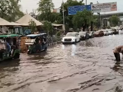 छत्तीसगढ़ में पुरानी बैटरियों के अवैध कारोबार पर सख्ती, बिना रजिस्ट्रेशन खरीद-बिक्री करने वालों पर होगी कार्रवाई