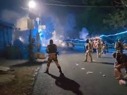 Manipur Protest Update: उखरुल में प्रदर्शन हुआ हिंसक, जवानों पर पेट्रोल डालने का आरोप
