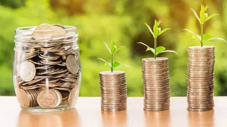 Freelancers Money Management: कभी ₹30 हजार तो कभी ₹1 लाख कमाई? अनिश्चित इनकम में ऐसे करें Saving और Investment