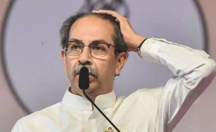 Maharashtra Politics: Shiv Sena UBT में बढ़ी बेचैनी, उद्धव ठाकरे की अहम बैठक से 4 नेता रहे नदारद