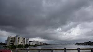 Monsoon Update: यूपी में आंधी-बारिश का कहर, पंजाब में 2 की मौत, Mumbai में 24 घंटे में दस्तक देगा मानसून