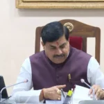मोहन यादव कैबिनेट के बड़े फैसले: अब आबादी जमीन की मिलेगी रजिस्ट्री, बच्चों को सिलाई की हुई यूनिफॉर्म देगी सरकार