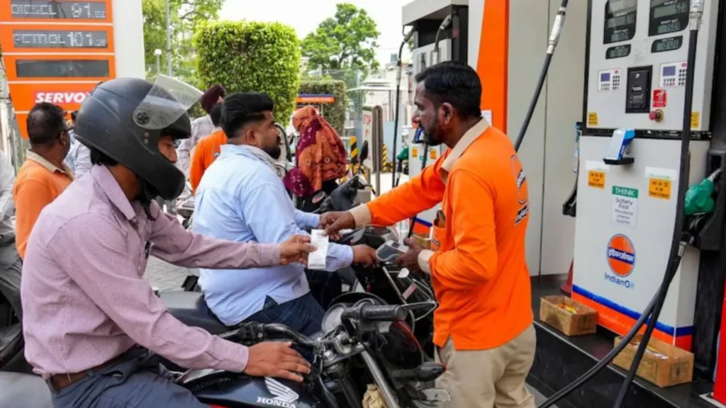 ज्यादा एथेनॉल वाले पेट्रोल पर अब नहीं लगेगी एक्साइज ड्यूटी, सरकार का बड़ा फैसला