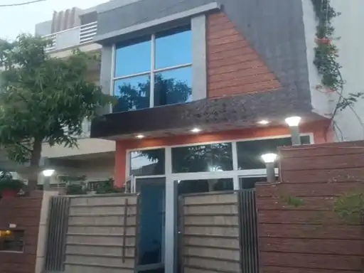 ग्वालियर में भाजपा नेता के घर करोड़ों की चोरी: 2 किलो सोना, 4 किलो चांदी और नकदी लेकर फरार हुए चोर