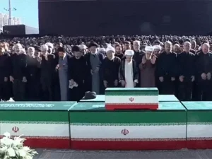Trump-Iran Tension: ट्रम्प के बयान से बढ़ा तनाव, ईरान का पलटवार; खामेनेई के अंतिम संस्कार में उमड़ा जनसैलाब