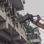 टीएमसी सांसद अभिषेक बनर्जी के अमतला स्थित पार्टी कार्यालय पर बुलडोजर कार्रवाई, हाईकोर्ट जाने की तैयारी