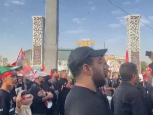 Iran के पूर्व सुप्रीम लीडर खामेनेई की अंतिम यात्रा शुरू, 10 घंटे तक चलेगा 10 किमी लंबा जनाज़ा जुलूस