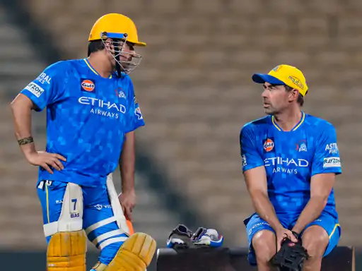 CSK में बड़े बदलाव की तैयारी: महेंद्र सिंह धोनी बन सकते हैं मेंटर, संजू सैमसन कप्तानी की रेस में आगे