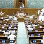 Parliament में विपक्ष का हंगामा, सदन की कार्यवाही दोपहर 12 बजे तक स्थगित