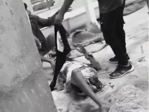 मोहासा राइस मिल में दर्दनाक हादसा, मशीन की चपेट में आने से मजदूर का हाथ-पैर कटा