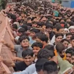 Ujjain के Nagchandreshwar मंदिर के बाहर भीड़ का दबाव