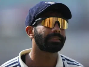 Jasprit Bumrah Out: श्रीलंका टेस्ट सीरीज से बाहर हुए जसप्रीत बुमराह, घुटने की चोट ने बढ़ाई टीम इंडिया की चिंता