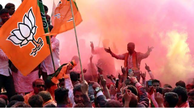 Manjalpur Bypoll: BJP के Satish Patel ने Congress को दी करारी मात, 30 हजार+ वोटों से जीत