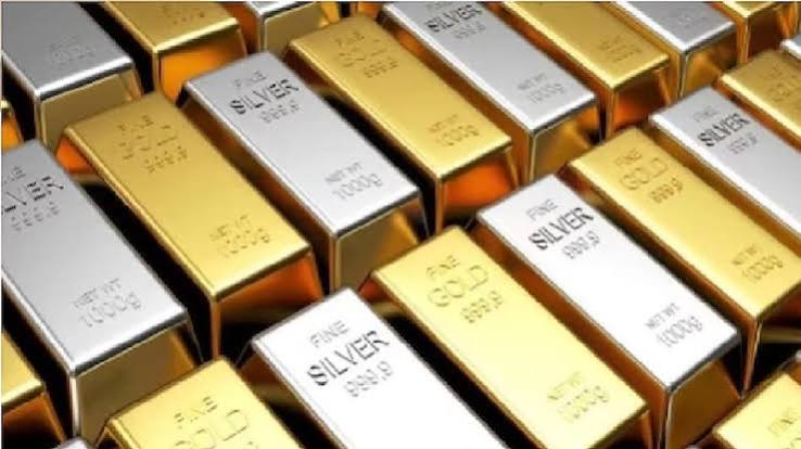Gold Rate: सोने-चांदी की कीमतों में गिरावट, 10 ग्राम Gold और 1 किलो Silver का नया भाव