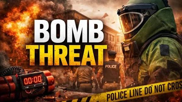 Delhi Bomb Threat High Court समेत 6 जगहों को धमकी, जांच में जुटीं Agencies