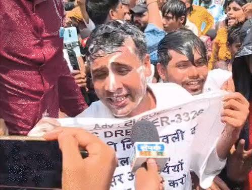 Patna में TRE-4 Protest तेज: छात्रों और पुलिस में झड़प, Water Cannon का इस्तेमाल; परीक्षा Pattern पर विवाद