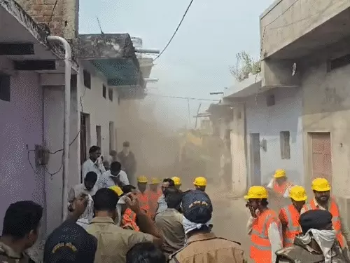 सागर शराब कांड: नकली शराब से 28 मौतों की जानकारी, आरोपियों के अवैध निर्माण पर चला बुलडोजर