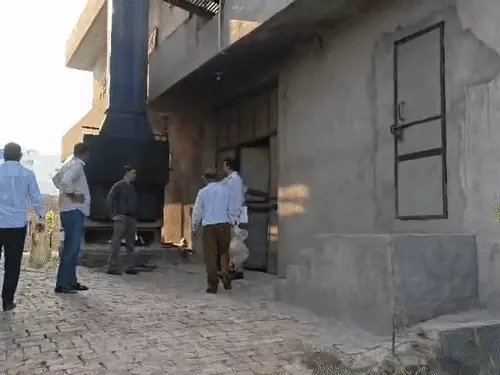 पानीपत के मिठाई हब उरलाना कलां में CM फ्लाइंग की छापेमारी, कई दुकानों से सैंपल लिए