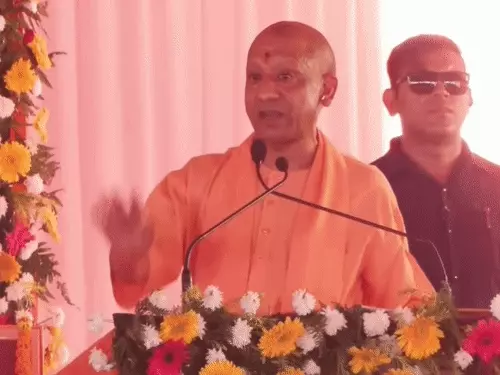 मेरठ में सीएम योगी का विपक्ष पर हमला, बोले- सपा और कांग्रेस ने प्रदेश को परिवारवाद और जातिवाद की बीमारी दी