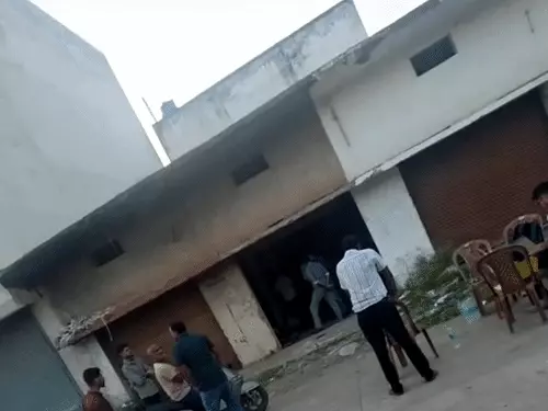 रायपुर में सितार गुटखा के गोदाम पर DGGI की छापेमारी, 50 से ज्यादा बोरे बरामद