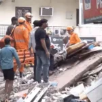 Delhi Building Collapse: 50 साल पुरानी इमारत गिरी, 3 की मौत; हादसे के वक्त 50 से ज्यादा लोग थे अंदर