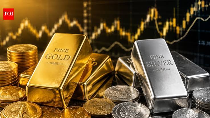 Gold Price Today: सोना ₹888 हुआ सस्ता, Silver Rate में भी गिरावट; चांदी ₹10 हजार नीचे