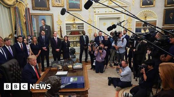 Trump vs Media: CNN, Politico और MS NOW पर White House में कार्रवाई