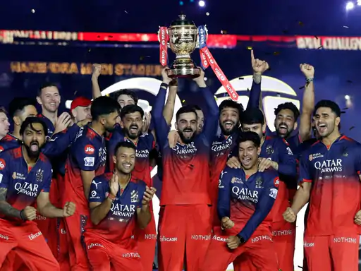 BCCI ने टाली IPL रिव्यू मीटिंग, 15 अक्टूबर को होनी थी बैठक; टीम इंडिया के ट्रैवल प्लान में भी बदलाव